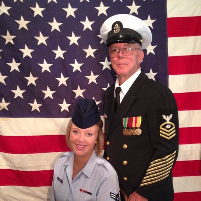 Profile Picture of Bill Sneed (@billhorsedog) on Twitter