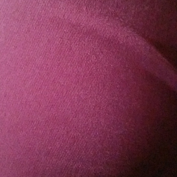 Profile Picture of Tylene Shortey (@tyes2017) on Poshmark