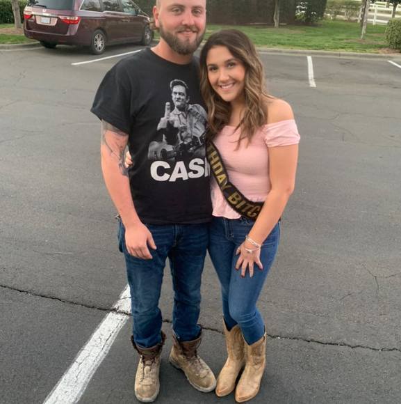 Profile Picture of Austin Keeney (@austin_keeney) on Poshmark