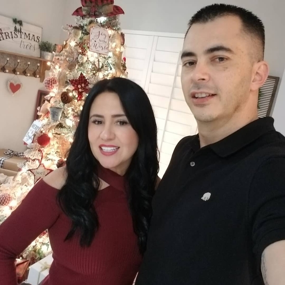 Profile Picture of Leo Naranjo (@leonaranjo25) on Poshmark