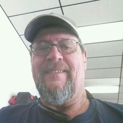 Profile Picture of Terry Holcomb (@TerryHolcomb15) on Twitter