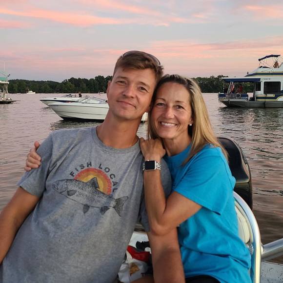 Profile Picture of Carrie Haapala (@carriehaapala) on Poshmark