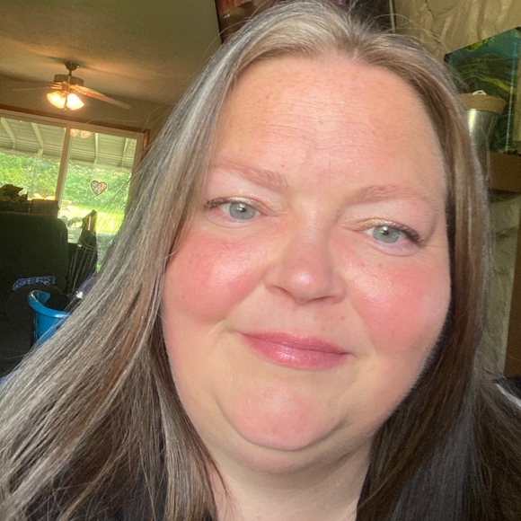 Profile Picture of Janet Klaas (@torridgirl83) on Poshmark