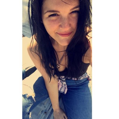 Karlie Long - Twitter Profile Picture of Karlie Long (@Karlie_Fayeee) on Twitter