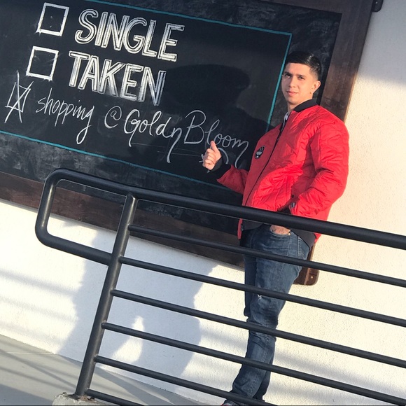 Alejandro Ayón astorga - Poshmark Profile Picture of Alejandro Ayón astorga (@ayonastorga) on Poshmark