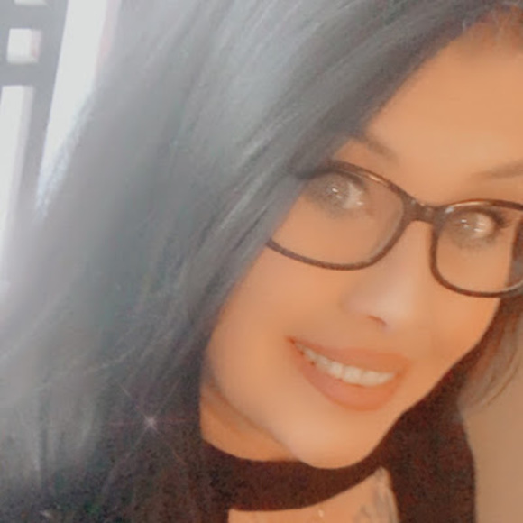 Profile Picture of Terriann Ledesma (@trledesma0310) on Poshmark