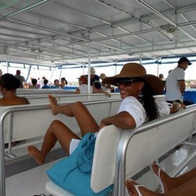 Profile Picture of Anika Young (@msanikay) on Twitter