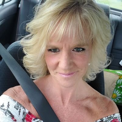 Profile Picture of Heather Petri (@petri_heather) on Twitter