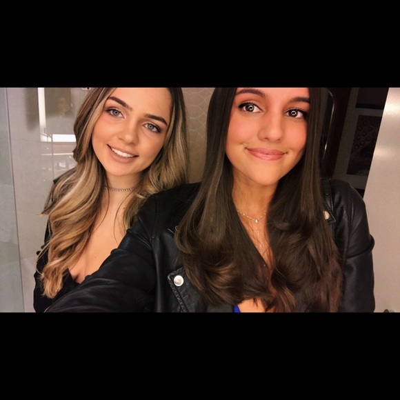 Profile Picture of Marissa Fitzpatrick (@marissa_fitz12) on Poshmark