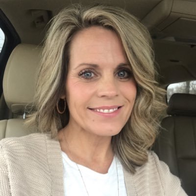 Profile Picture of Robin Elmore (@robinelmore) on Twitter