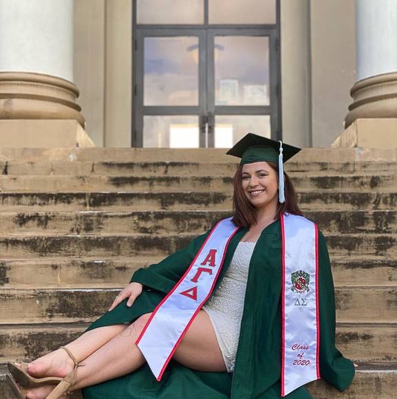 Denver Blickhan - Poshmark Profile Picture of Denver Blickhan (@denverblickhan) on Poshmark