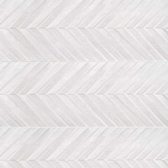 Profile Picture of Lisa Cronin (@lmcrpcecc) on Poshmark