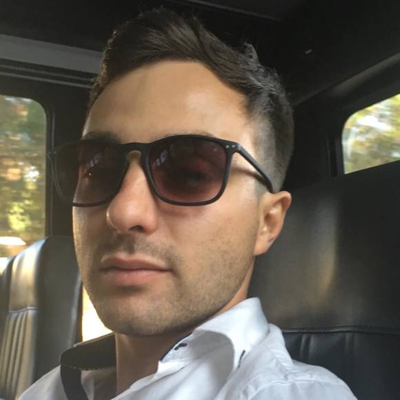 Profile Picture of Sam Katkovski (@skatkovski) on Poshmark
