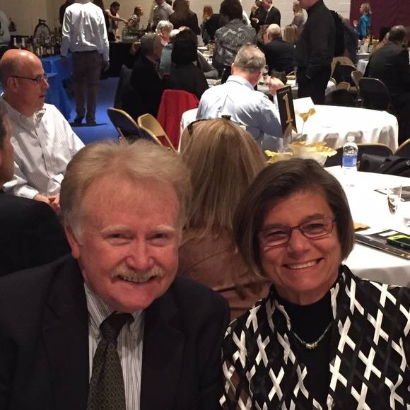 Profile Picture of Liz Coolahan (@lizcoolahan) on Poshmark