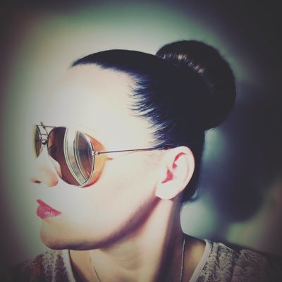 Profile Picture of Claire Bloomfield (@unicornplus3) on Twitter
