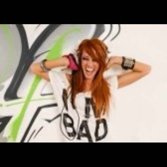 Profile Picture of Nikolett Gulyas (@nikolett84) on Poshmark