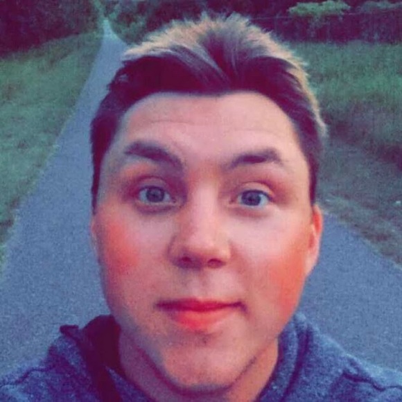 Profile Picture of Jacob Erickson (@jacob_erickson) on Poshmark