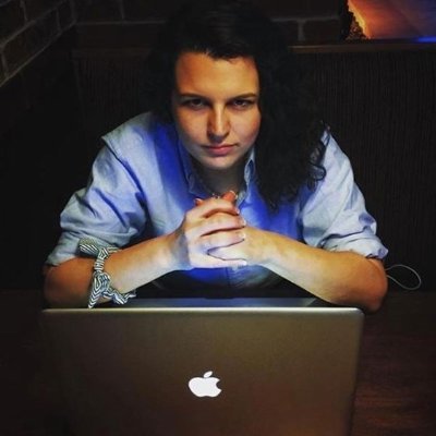 Profile Picture of Alyssa McCraw (@alyssamctweet) on Twitter