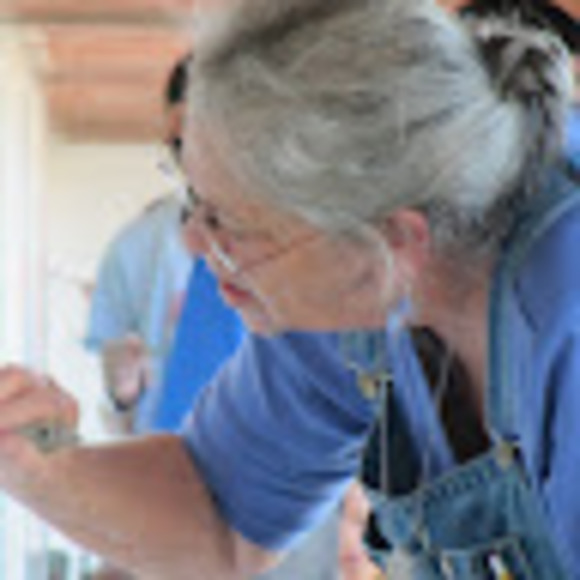 Profile Picture of Dawn Weickum (@weickumd) on Poshmark