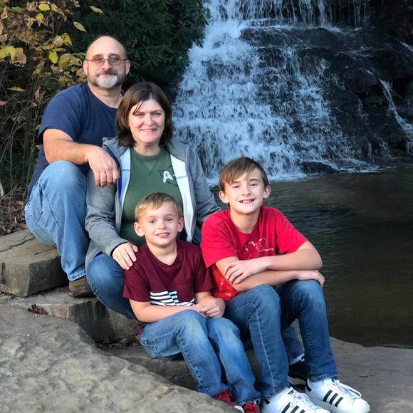 Profile Picture of Renae Bryant (@renaebryant) on Poshmark