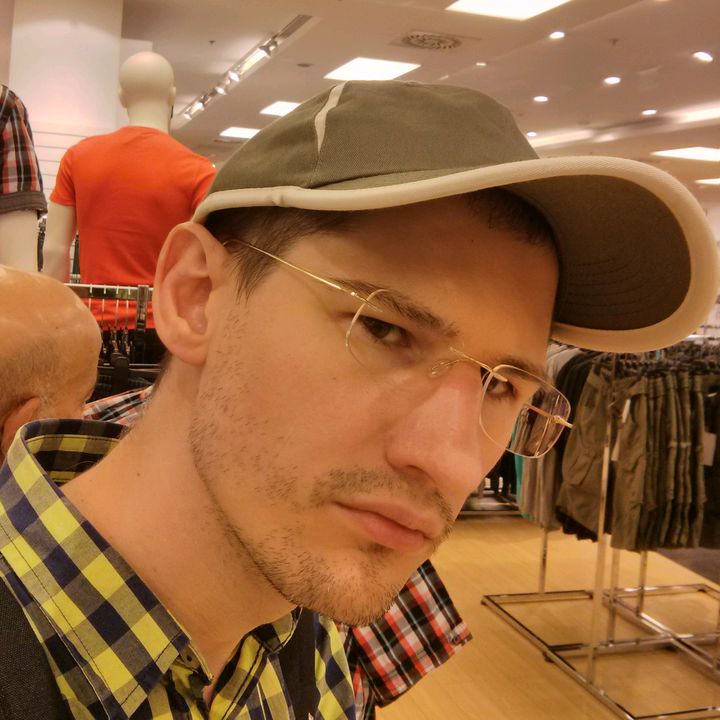 Profile Picture of Alex Frenkel (@samuel_frenkel) on Tiktok