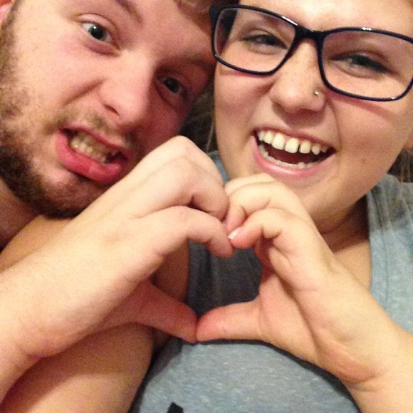 Profile Picture of Kenzye White (@wkenzye03) on Poshmark