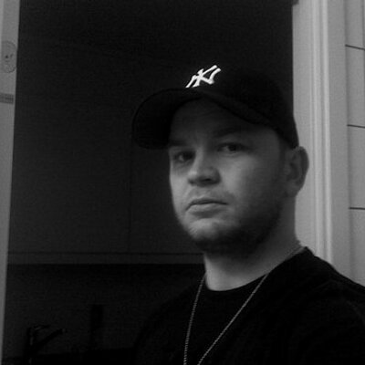 Profile Picture of Robin Larsen (@Staebern) on Twitter