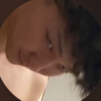 Profile Picture of TKMCH (@iamholidaysfcy) on Tiktok