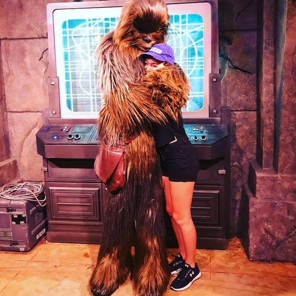 Profile Picture of Salena Muzzarelli (@salenamuzzy) on Poshmark