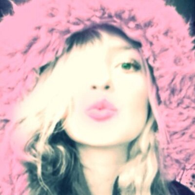 Profile Picture of Julie Bella Mancini (@JulietiiiBMS) on Twitter