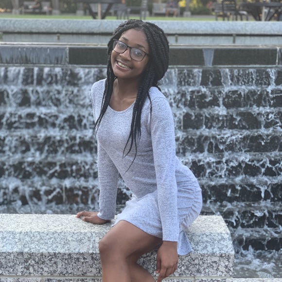 Jasmine Jolly - Poshmark Profile Picture of Jasmine Jolly (@jasminej04) on Poshmark