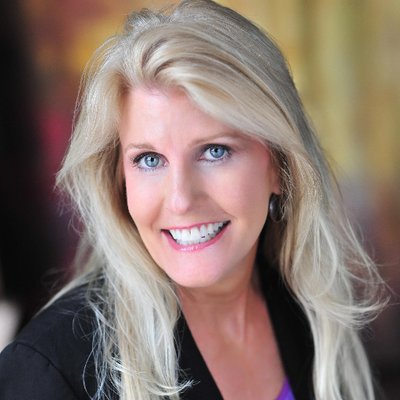 Profile Picture of Laura Morris Moore (@lamorris210) on Twitter