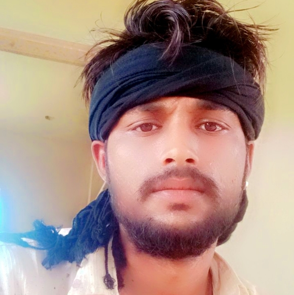 Profile Picture of Kalla Nayak (@kallanayak13370) on Poshmark