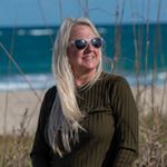 Profile Picture of Suzanne Charron (@suzzeekue) on Instagram