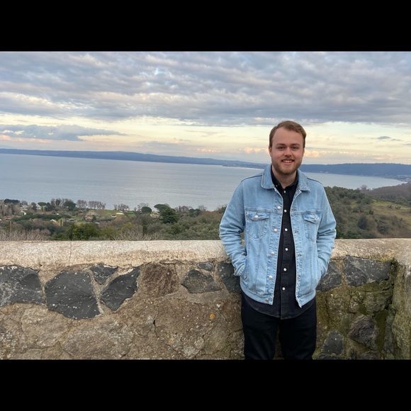 Profile Picture of Bryce Phillips (@bphillips937) on Poshmark