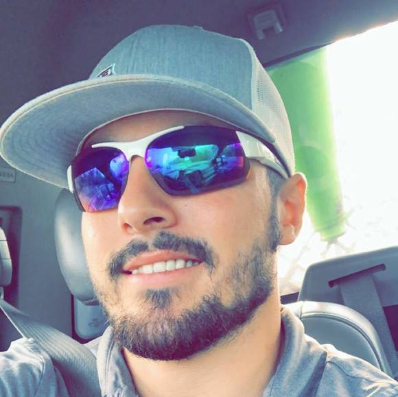 Profile Picture of Paul Swords (@paulyd24) on Poshmark