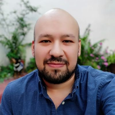 Profile Photo of Mike Farías (@mkezmkez) on Twitter