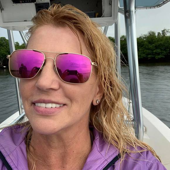 Profile Picture of Debbie Matlack (@matlackdl) on Poshmark