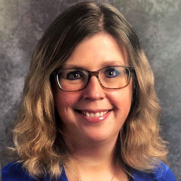Profile Picture of Jodi Wilton (@teach92jw) on Poshmark