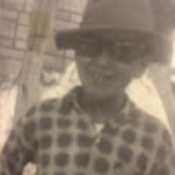 Profile Picture of Jeff Bear (@jeffbear553) on Poshmark