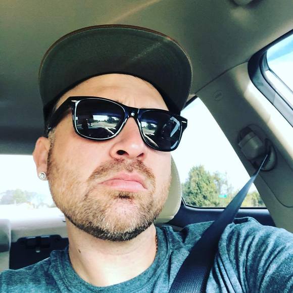 Profile Picture of Chad Lauderdale (@infinitemedia) on Poshmark