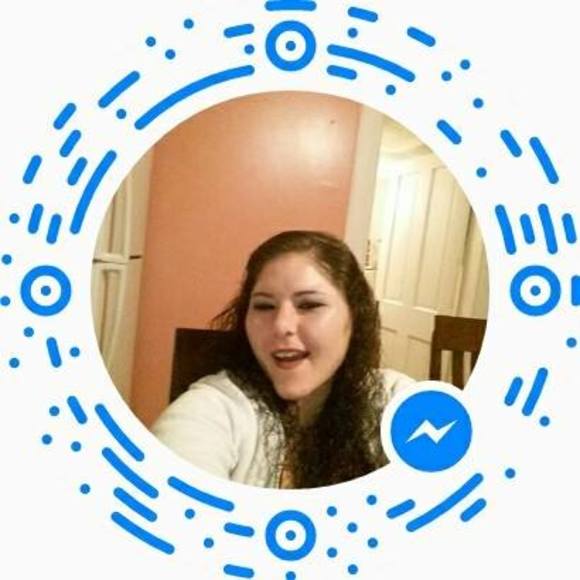Profile Picture of Chealyn Colley (@chealyncolley) on Poshmark