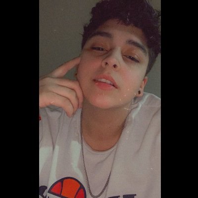 Profile Picture of Genesis Ortiz (@GenGen_Ortiz) on Twitter