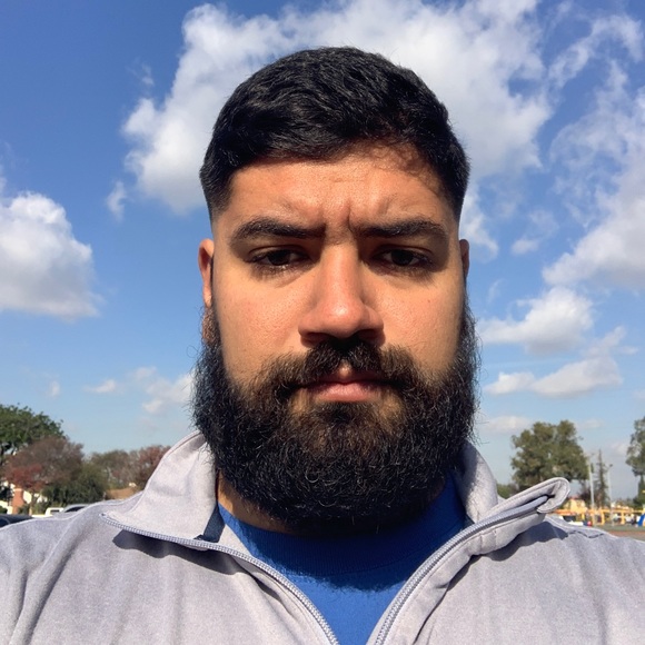 Profile Picture of Marco Aguiar (@maguiar1989) on Poshmark