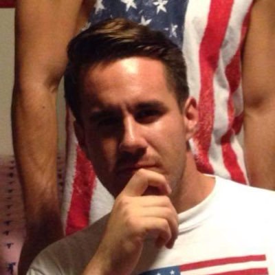 Profile Picture of Bryan Roach (@Frat_rowch) on Twitter