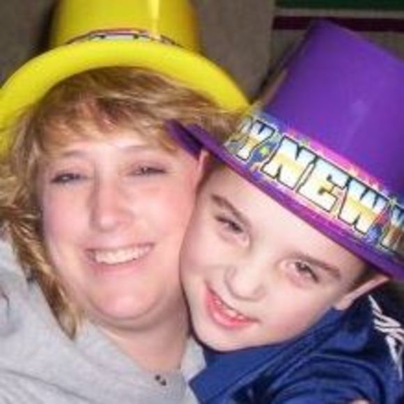 Profile Picture of Traci Bakanowski-hull (@tracihull) on Poshmark