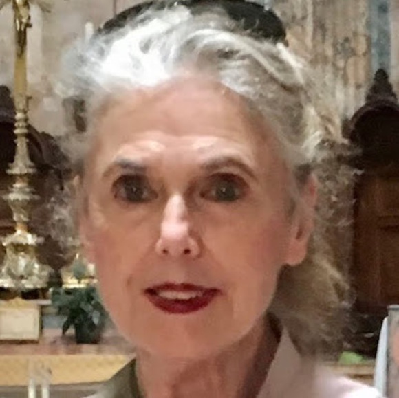 Profile Picture of Jeanne Zierten (@ziertenj) on Poshmark