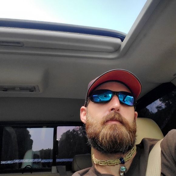 Profile Picture of Matthew Locke (@mattlockecwb) on Poshmark