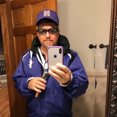 Profile Picture of Mark Bauer (@ThePurpleBauer) on Twitter