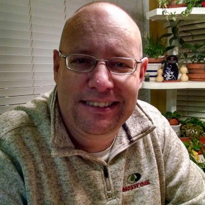 Profile Picture of Dave Dobbins (@DaveDobbins4) on Twitter